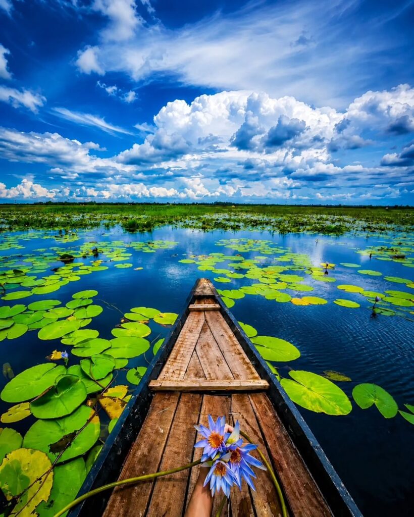 Boat Photo Editing AI Prompts